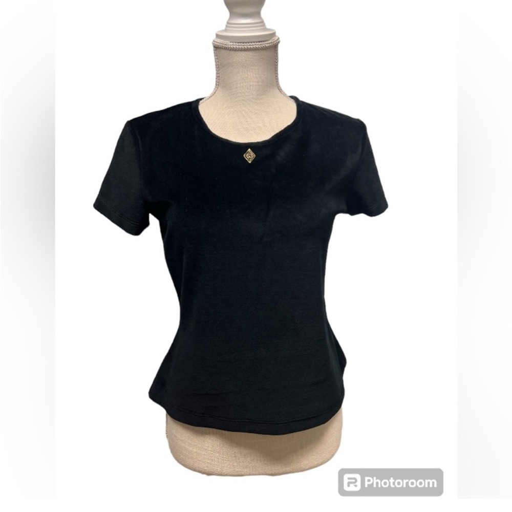 New! ‎ St John Sport top